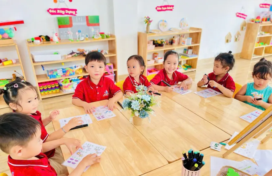 Trường Mầm Non Cánh Diều Tuổi Thơ - Childhood Kite Kindergarten