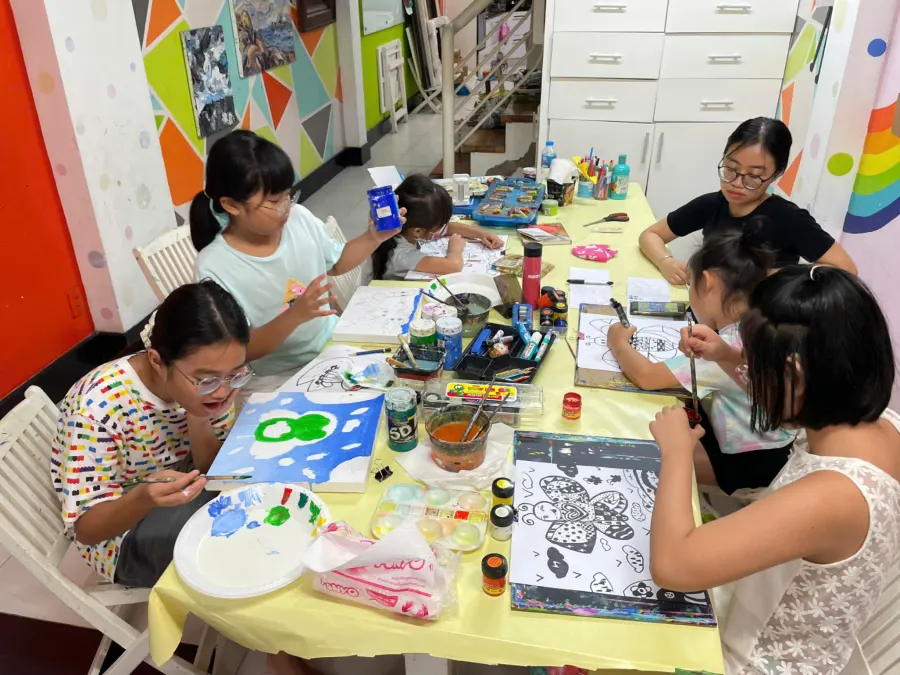 Trung Tâm Kid Art - Sân Chơi Nghệ Thuật Trẻ Em
