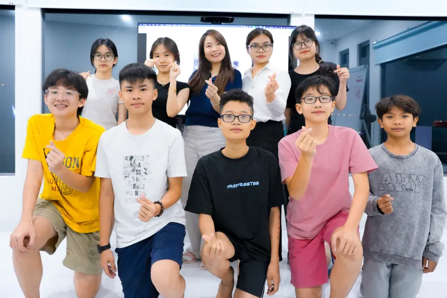 Lớp tiếng Anh Kenneth Learning