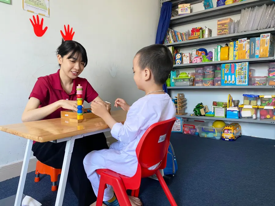 Trung tâm dạy trẻ tự kỷ chậm nói tăng động Nhân Hoà