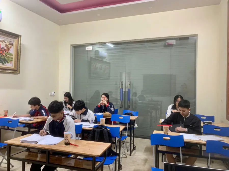 Trung Tâm Luyện Thi Dương Huyền Education