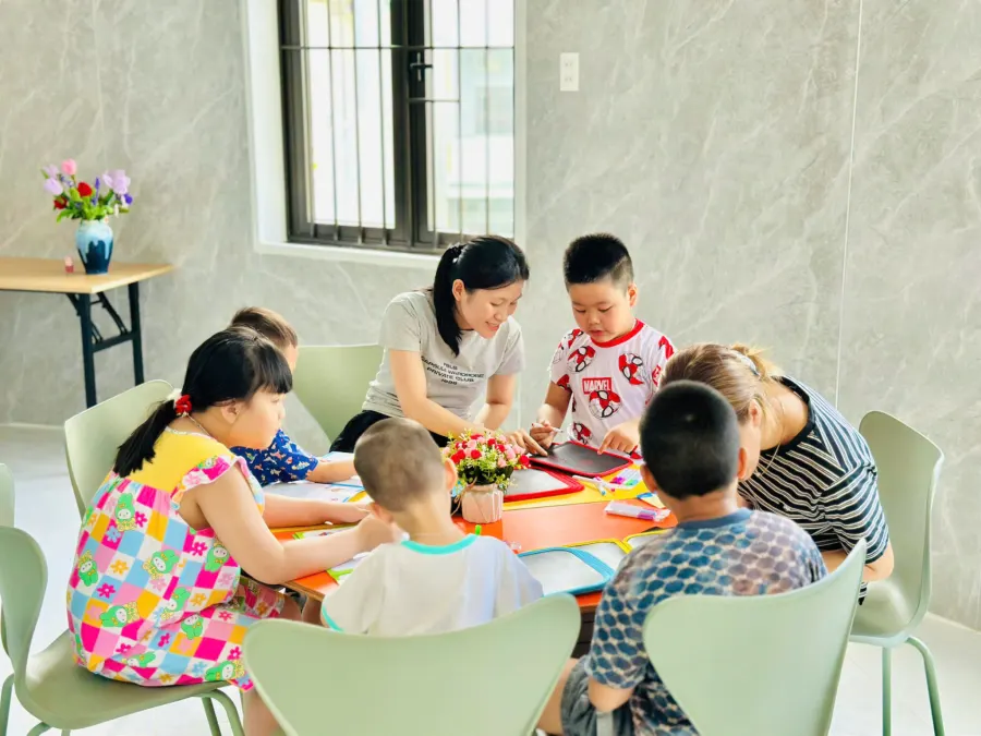 Trung Tâm Nghiên Cứu, Hỗ Trợ Tâm Lý Và Phát Triển Cộng Đồng CADEAUX