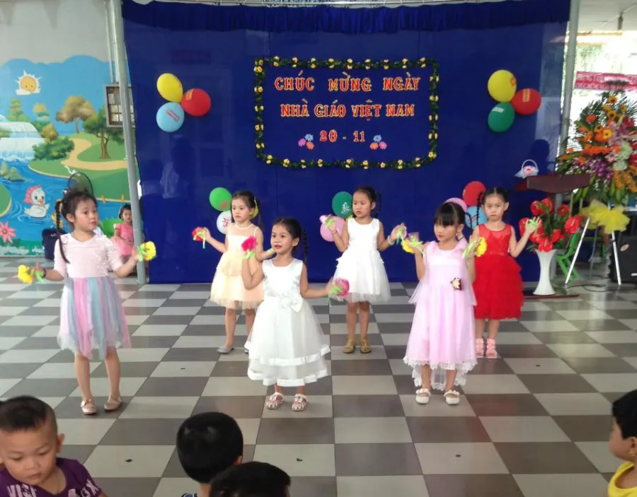 Trường mầm non Mặt Trời Hồng