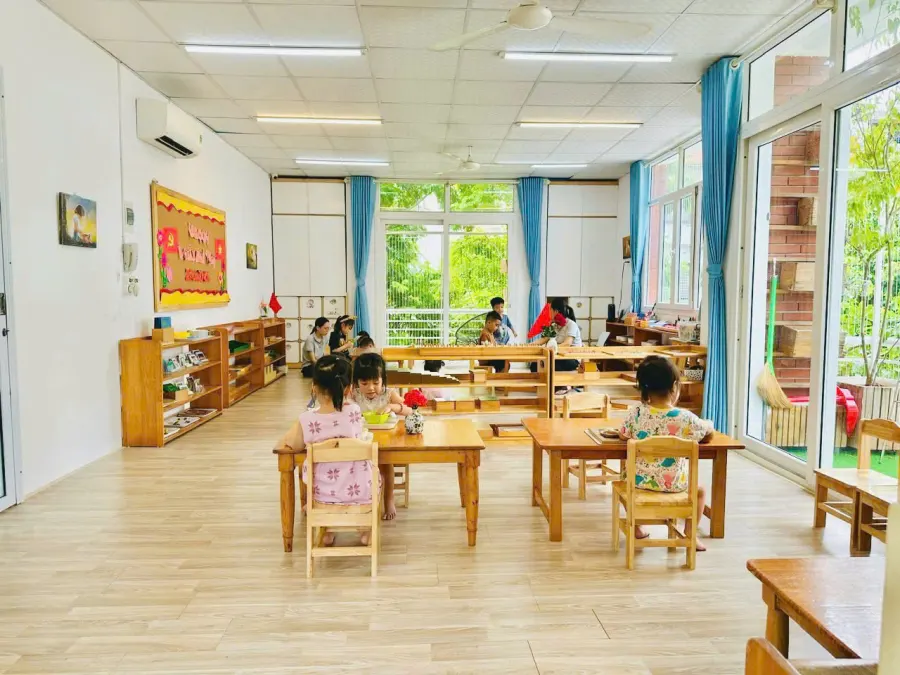 Lớp Tiền tiểu học RoyalKidz Làng Việt Kiều - Chinh phục trường tiểu học chất lượng cao