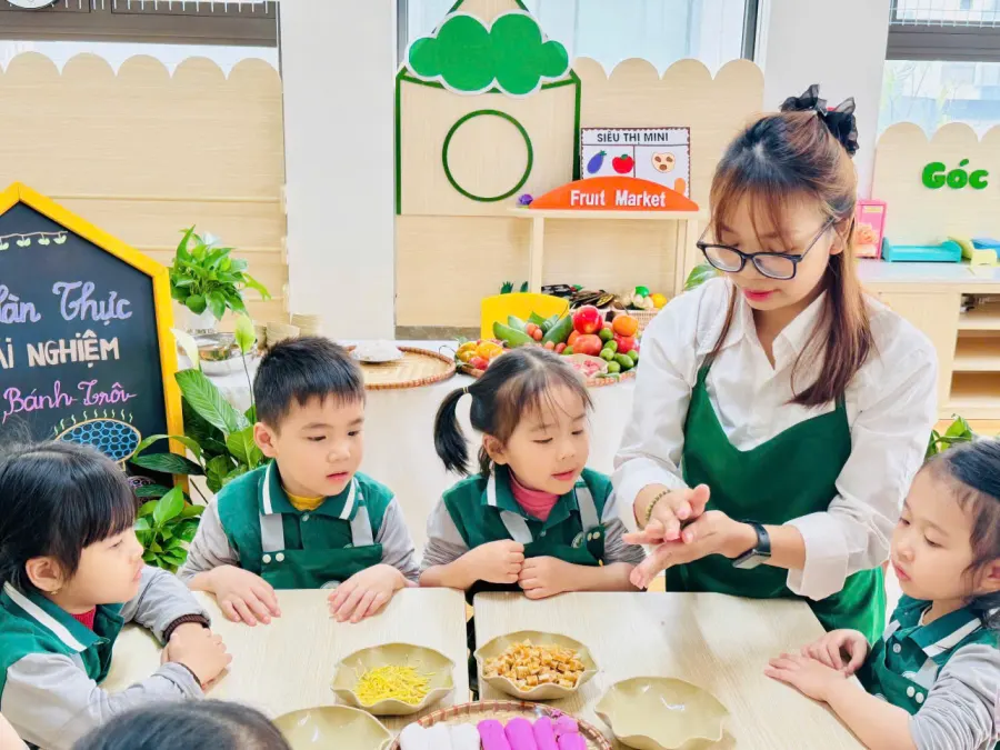 Trường mầm non Thế Giới Nhỏ Xinh