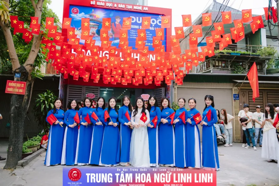 Trung Tâm Hoa Ngữ Linh Linh