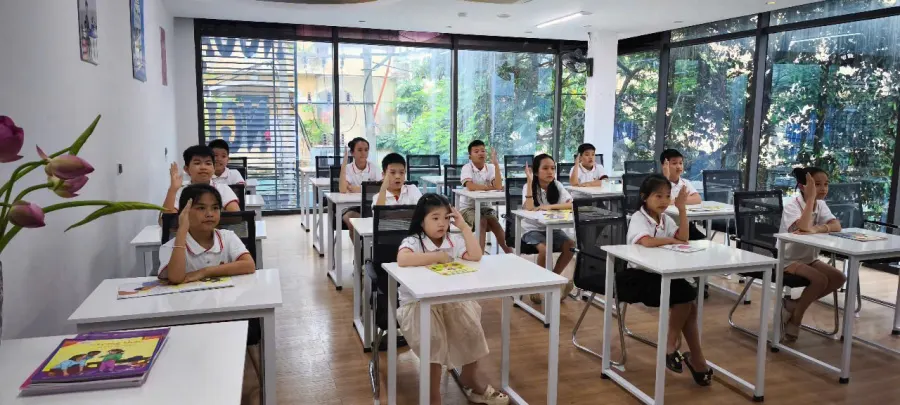 TRUNG TÂM NGOẠI NGỮ HUTRA - TP THANH HÓA