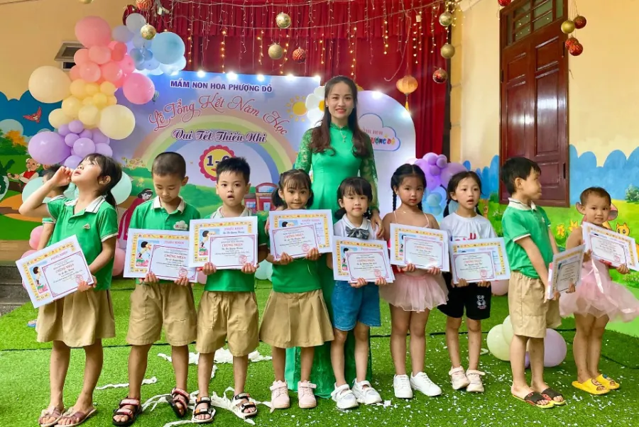 Mầm Non Tư Thục Hoa Phượng Đỏ