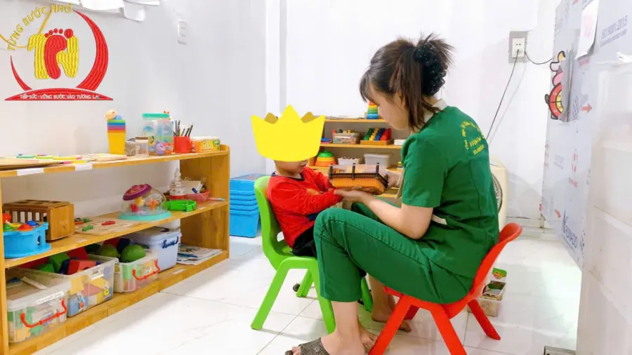 Trung Tâm Can Thiệp Trẻ Đặc Biệt Từng Bước Nhỏ