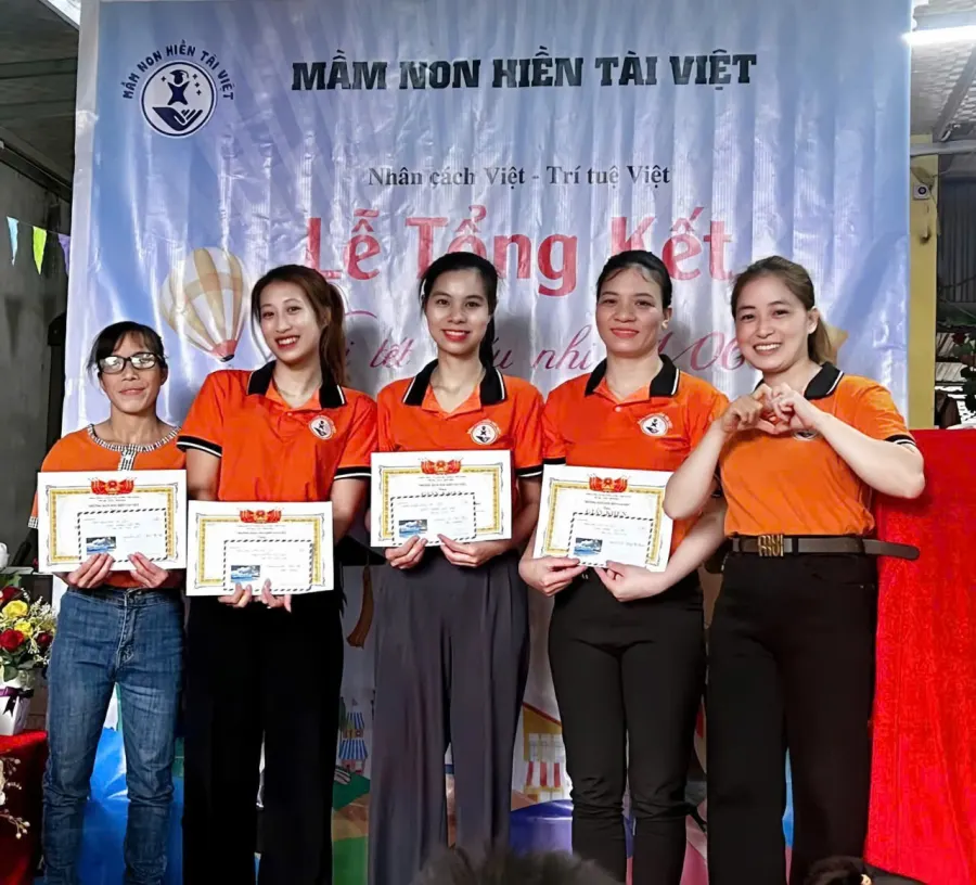 Mầm Non Hiền Tài Việt