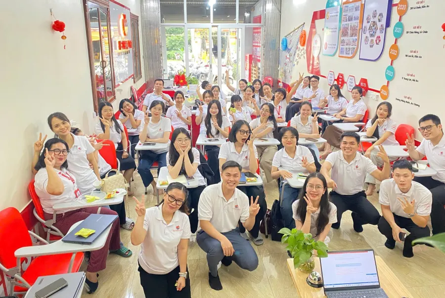 Hệ thống Anh ngữ EZ English Hải Phòng - Chùa Hàng, Lê Chân