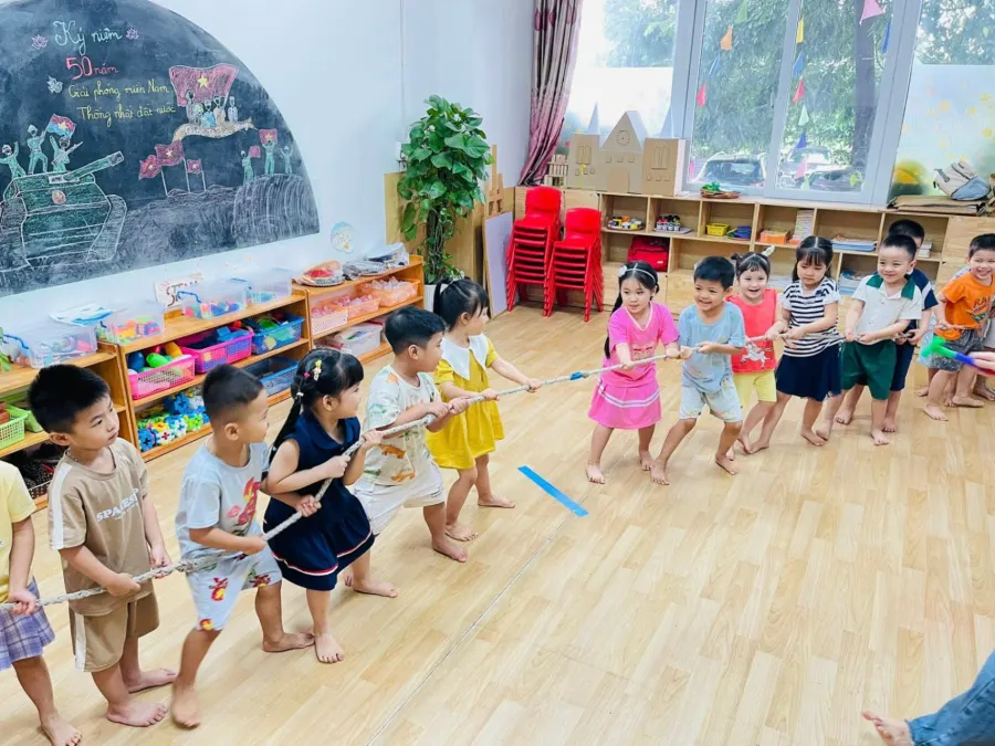 Trường Mầm Non Cầu Vồng Ban Mai