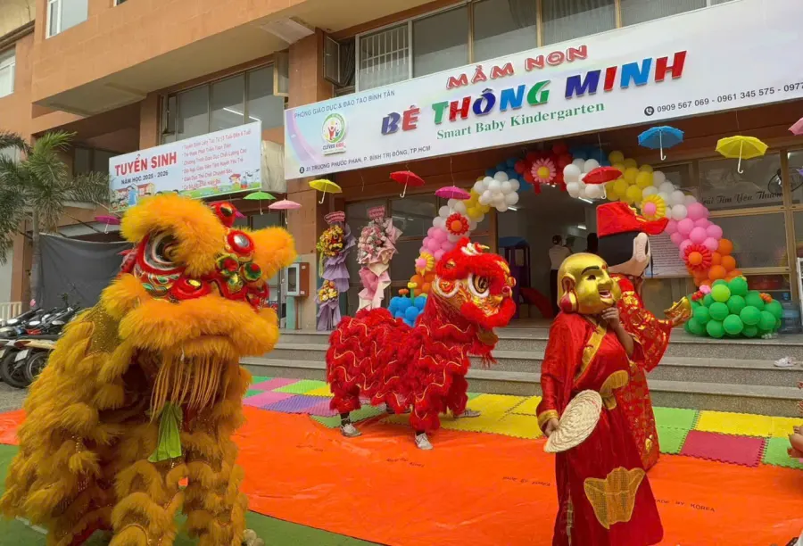 Lớp Mầm Non Bé Thông Minh