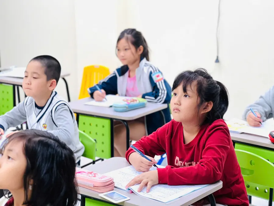 Trung tâm Toán tư duy - Luyện chữ đẹp Bảo Anh