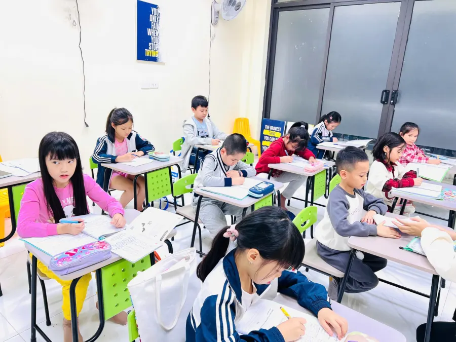 Trung tâm Toán tư duy - Luyện chữ đẹp Bảo Anh
