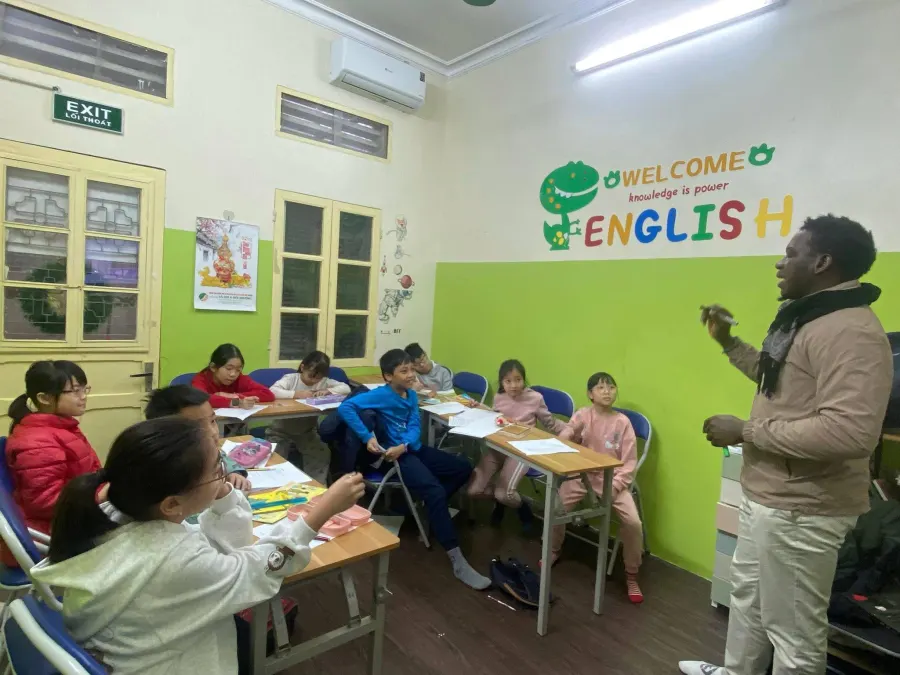 Trung Tâm Ngoại Ngữ Hanoi Happy English