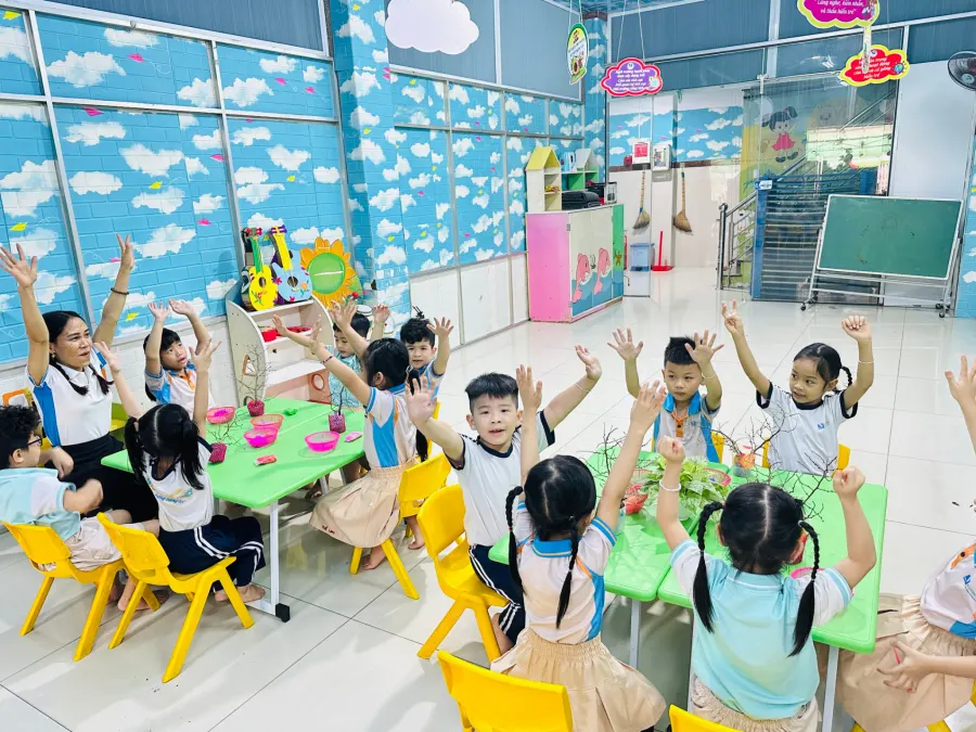 Trường Mầm non Ý Tưởng Việt - CN Hóc Môn