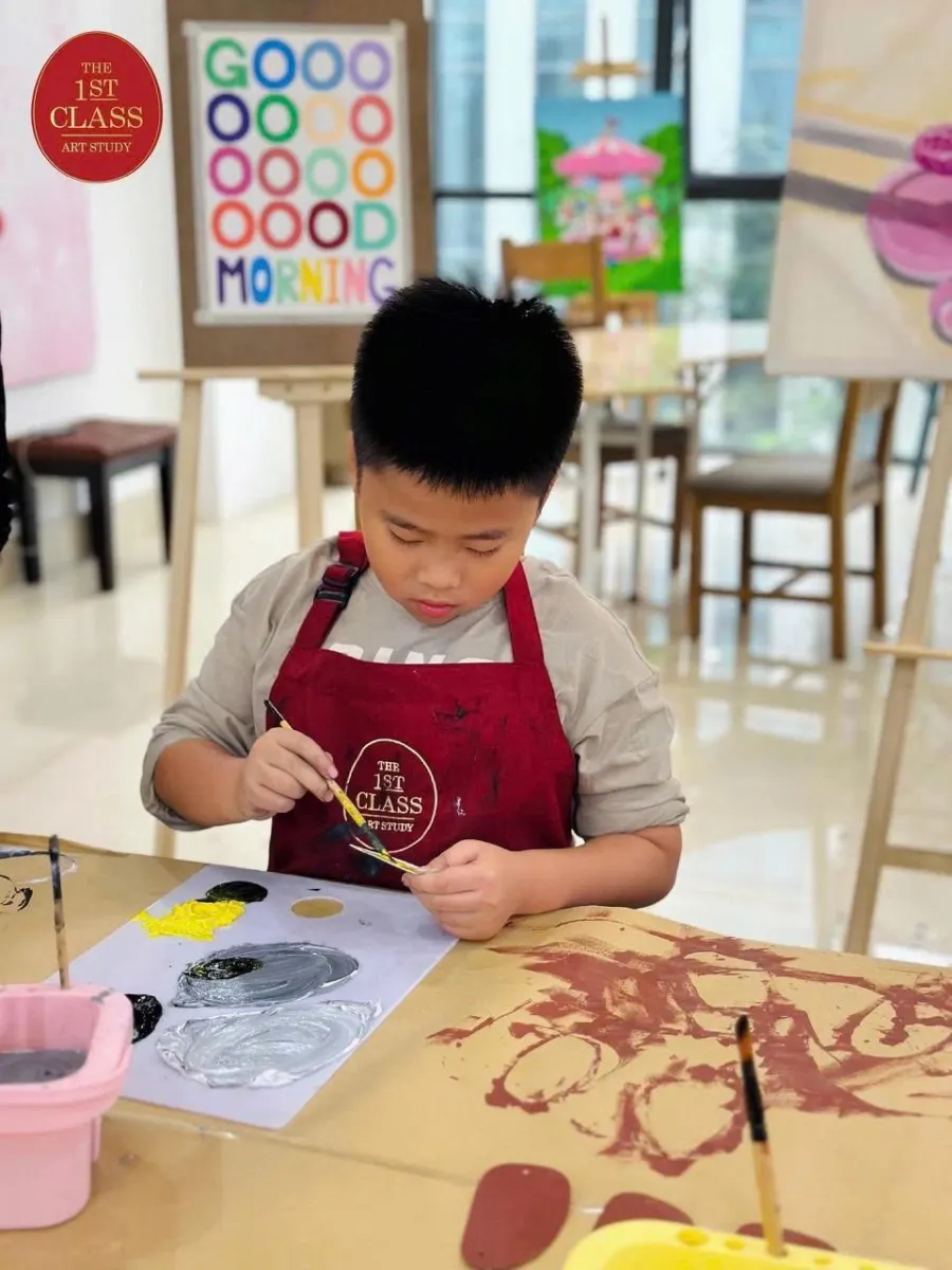 Trung Tâm Nghệ Thuật The 1st Class Art Study (Lớp Học Đầu Tiên)