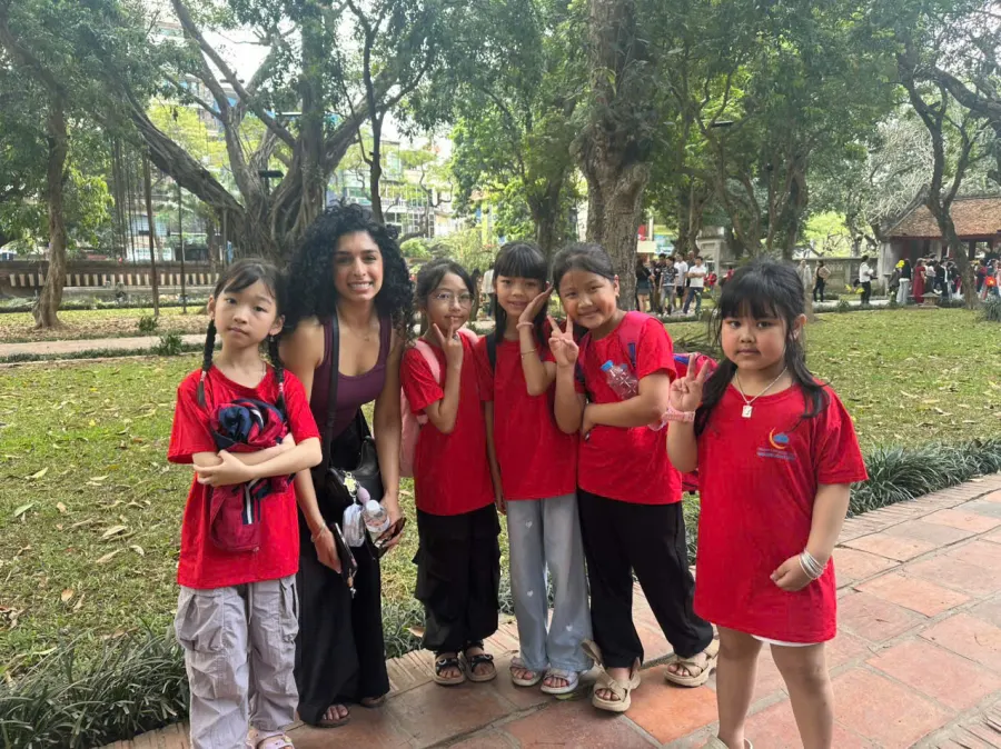 Trung Tâm Ngoại Ngữ Moonlight Edu - Ngọc Hồi
