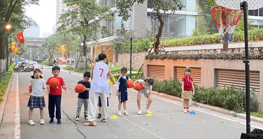 Lớp Bóng Rổ Học Sinh DT Elite