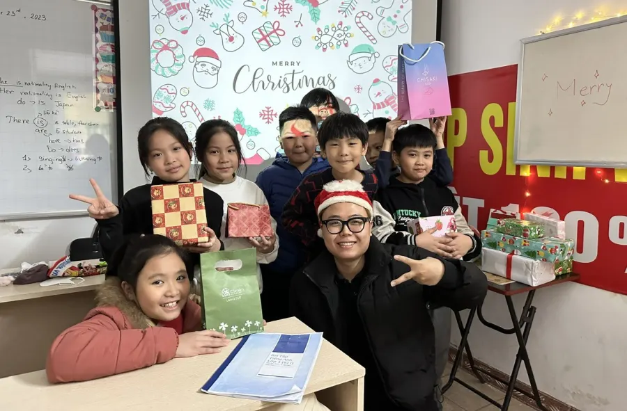 Tiếng Anh Thầy Sơn - Lambie Education