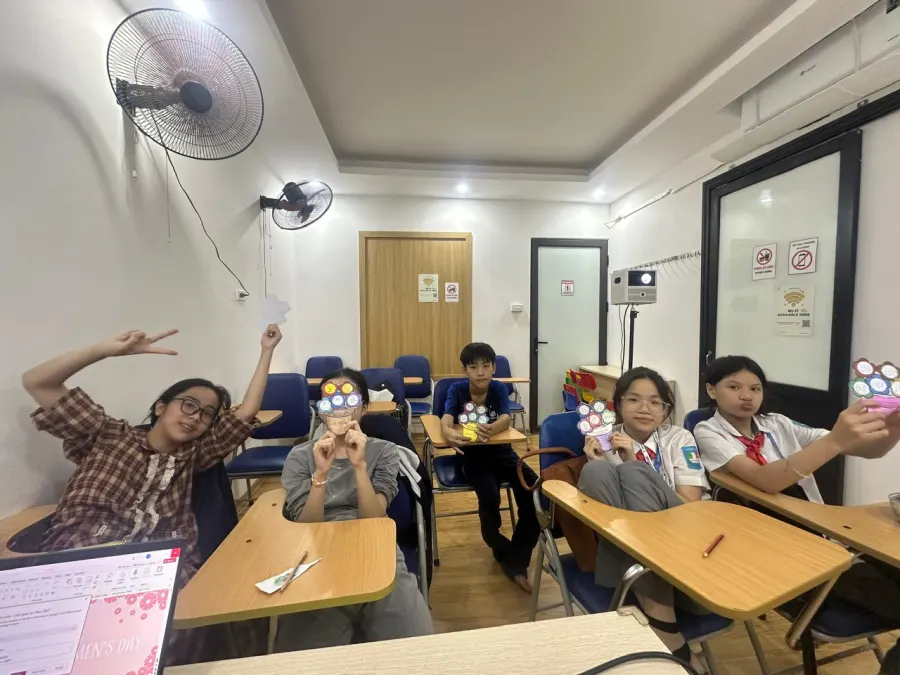 Tiếng Anh Thầy Sơn - Lambie Education