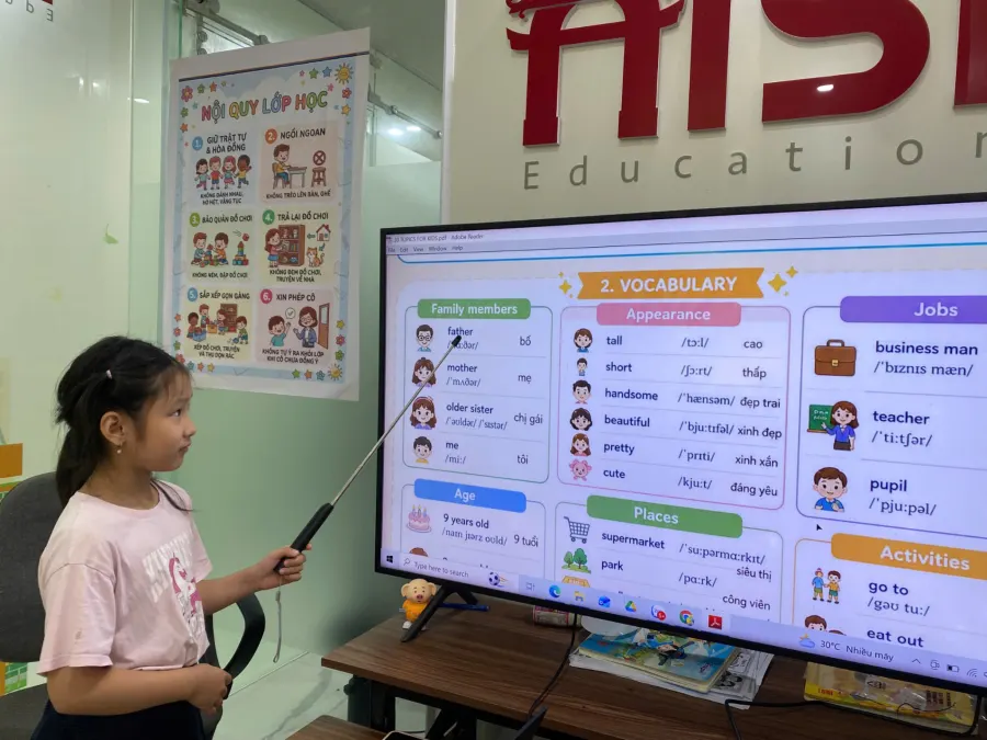 DOLPHIN ACADEMY - TIẾNG ANH THẠC SỸ TRẦN NGỌC