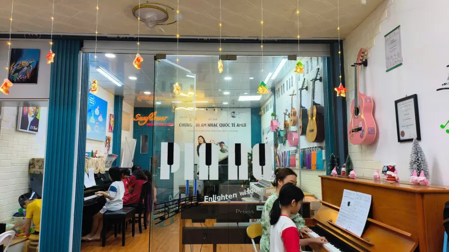 Trung Tâm Giáo Dục Nhạc Họa Piano & Vẽ Sunflower