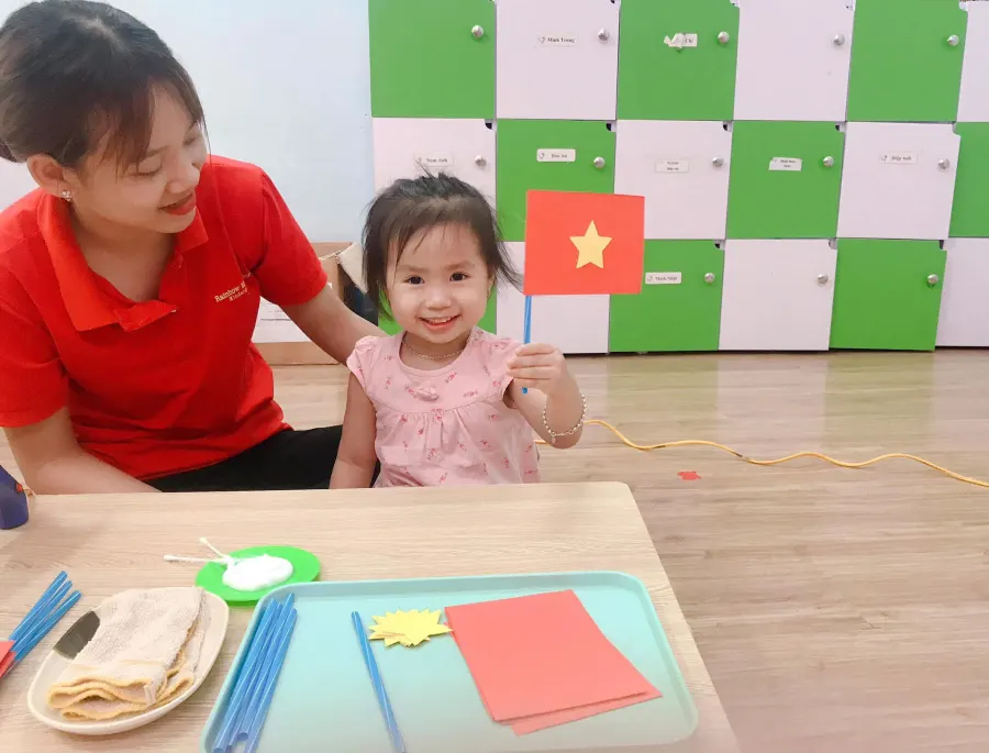 Trường mầm non Cầu Vồng (Rainbow Montessori Kindergarten)