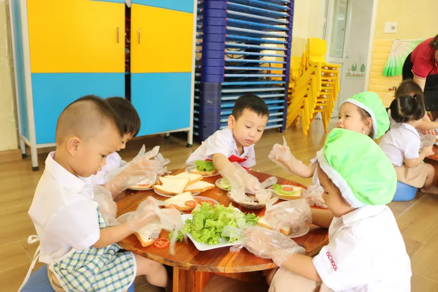 Trường mầm non iSchool Hà Tĩnh