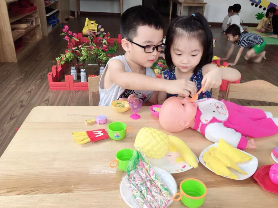 Trường mầm non Tràng An Montessori