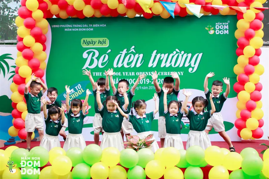 Trường mầm non Đom Đóm