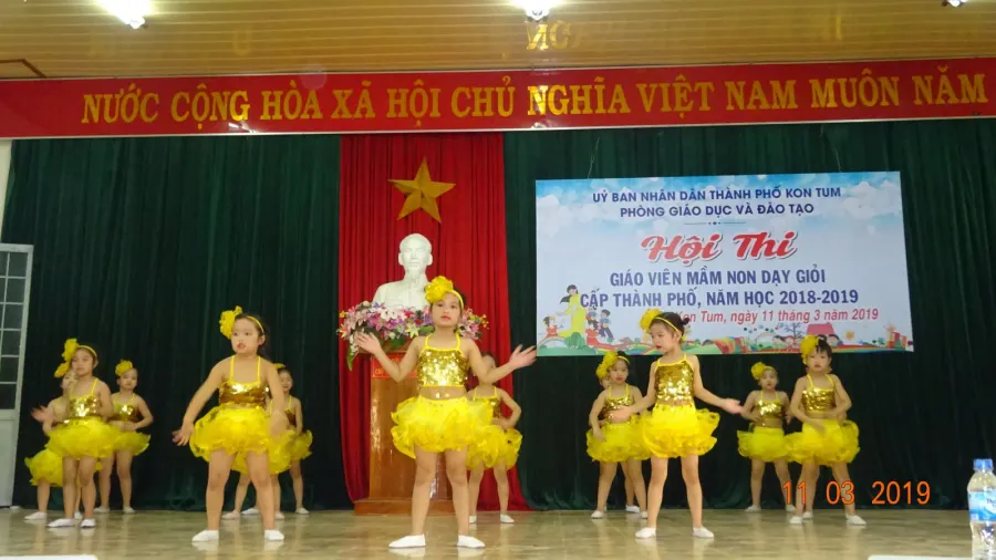 Trường mầm non Hoa Phượng