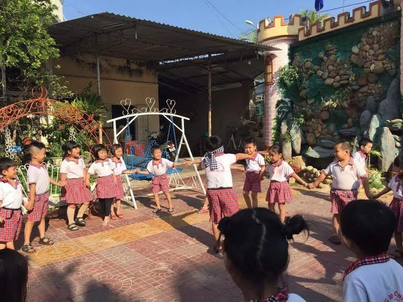 Trường mầm non Tư Thục Chim Non - Quang Trung -Kontum