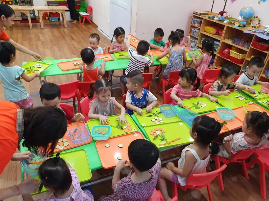 Trường mầm non Xứ Sở Thần Tiên (Kindergarten Wonderland)