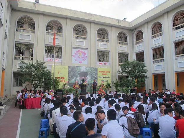 Trường tiểu học Nguyễn Văn Huyên