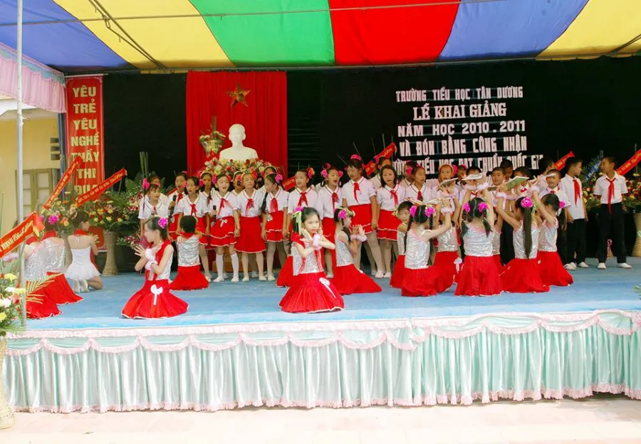 Trường tiểu học Tân Dương