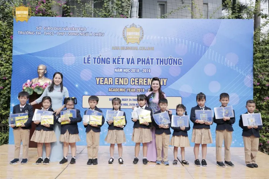 Trường tiểu học, THCS, THPT Á Châu