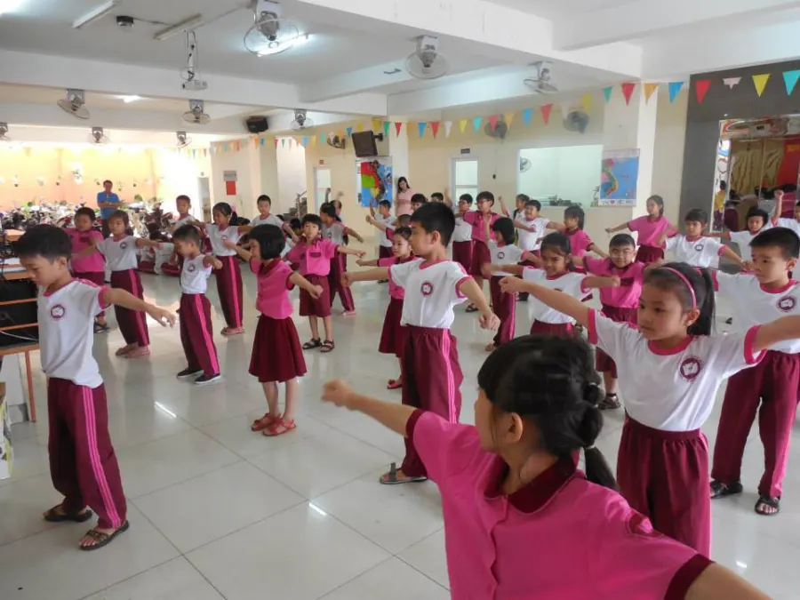 Trường tiểu Học - Trung Học Cơ Sở - THPT Hòa Bình