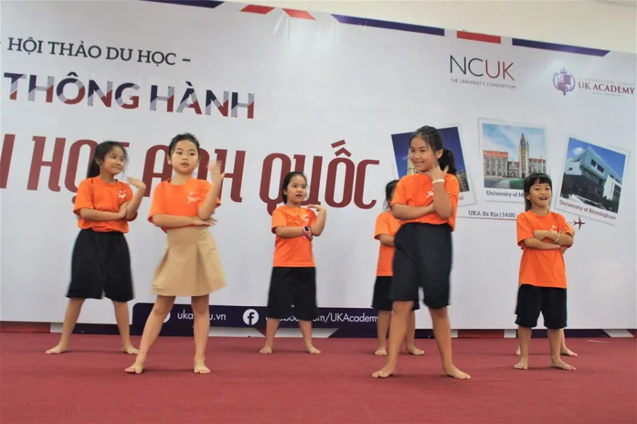 Trường tiểu học Anh Quốc( Hệ Thống Học Viện Anh Quốc) - UKA