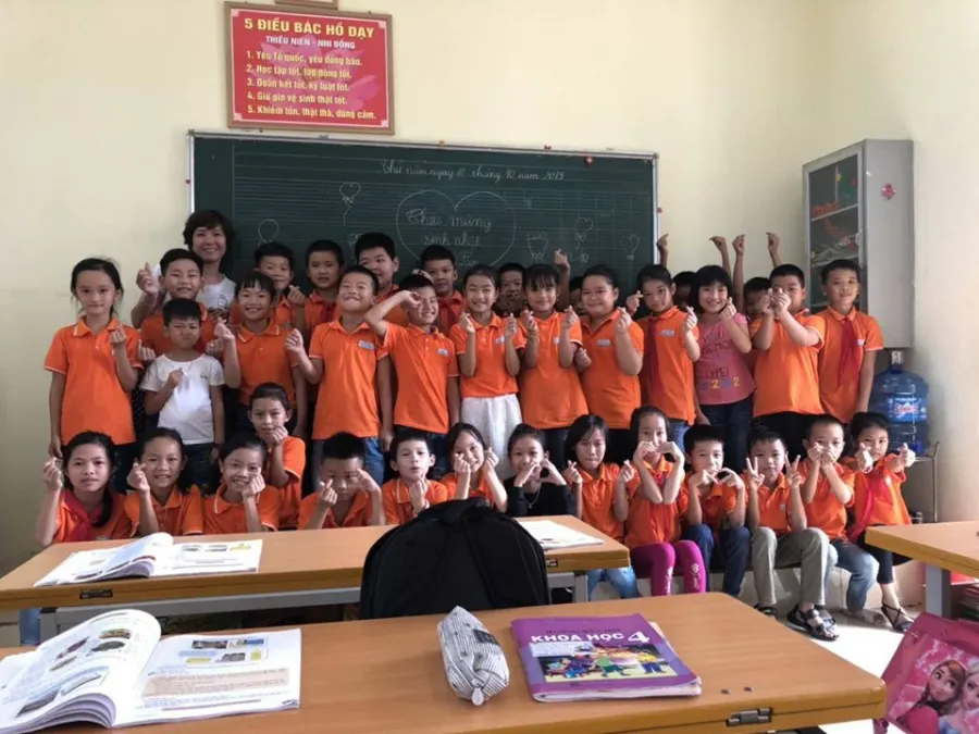 Trường tiểu học Hoàng Đồng