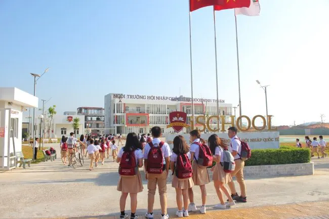 Trường tiểu học hội nhập quốc tế iSchool