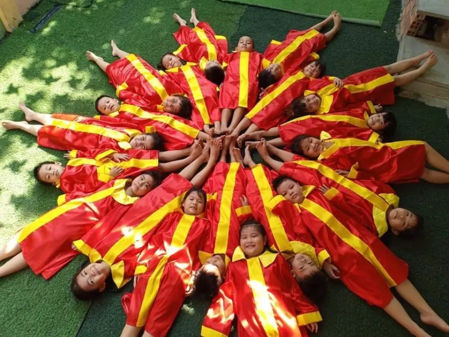 Mầm non Dâu Tây