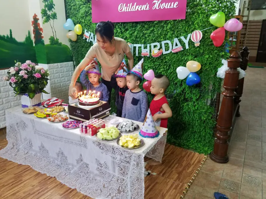 Trường mầm non Montessori Children’s House