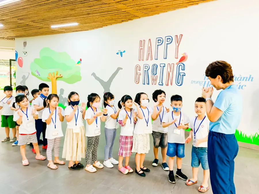 Trường Liên cấp SenTia School