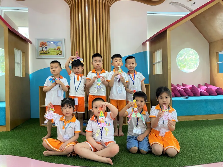 Trường Liên cấp Tây Hà Nội (WHS)
