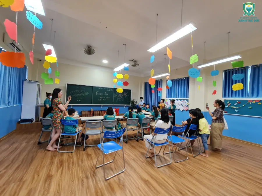 Trường Tiểu học & THCS Xanh Tuệ Đức