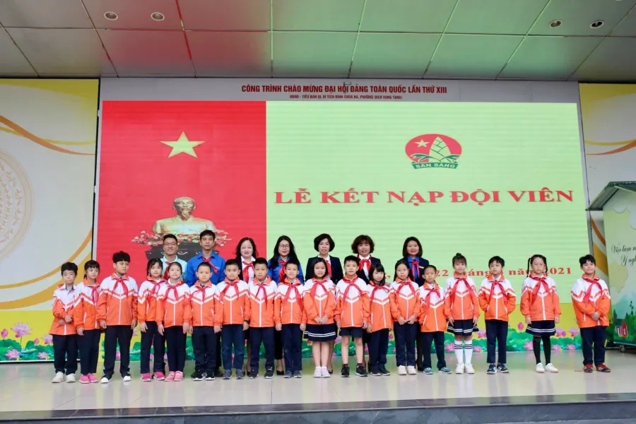Trường tiểu học Dịch Vọng B
