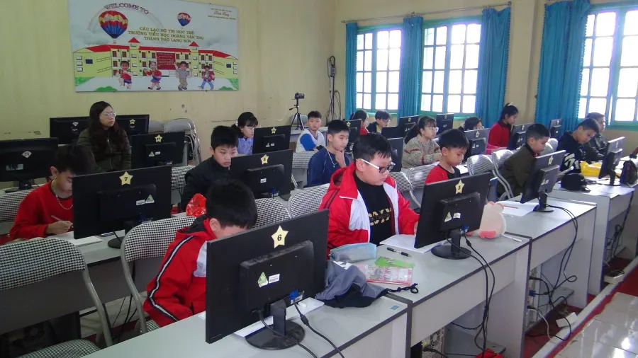 Trường tiểu học Hoàng Văn Thụ