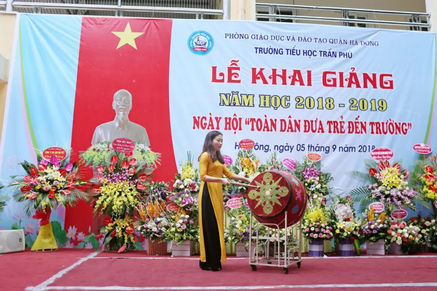 Trường Tiểu học Trần Phú